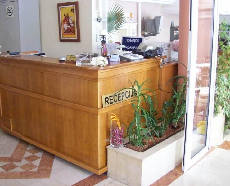 Vip Hotel Skopje - New Management Esterno foto