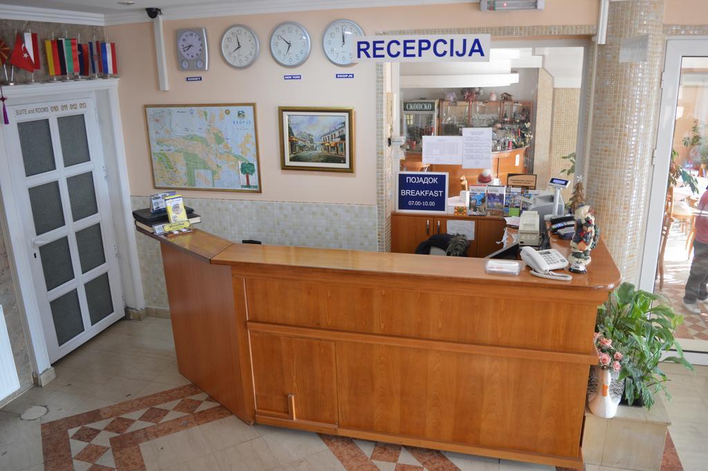 Vip Hotel Skopje - New Management Esterno foto
