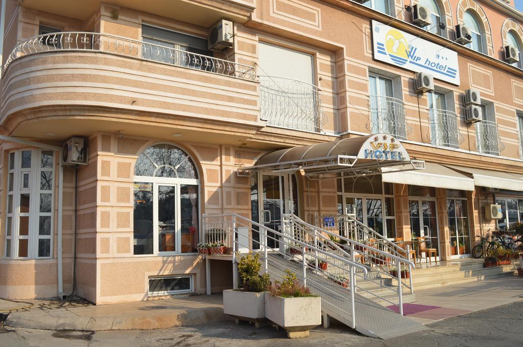 Vip Hotel Skopje - New Management Esterno foto